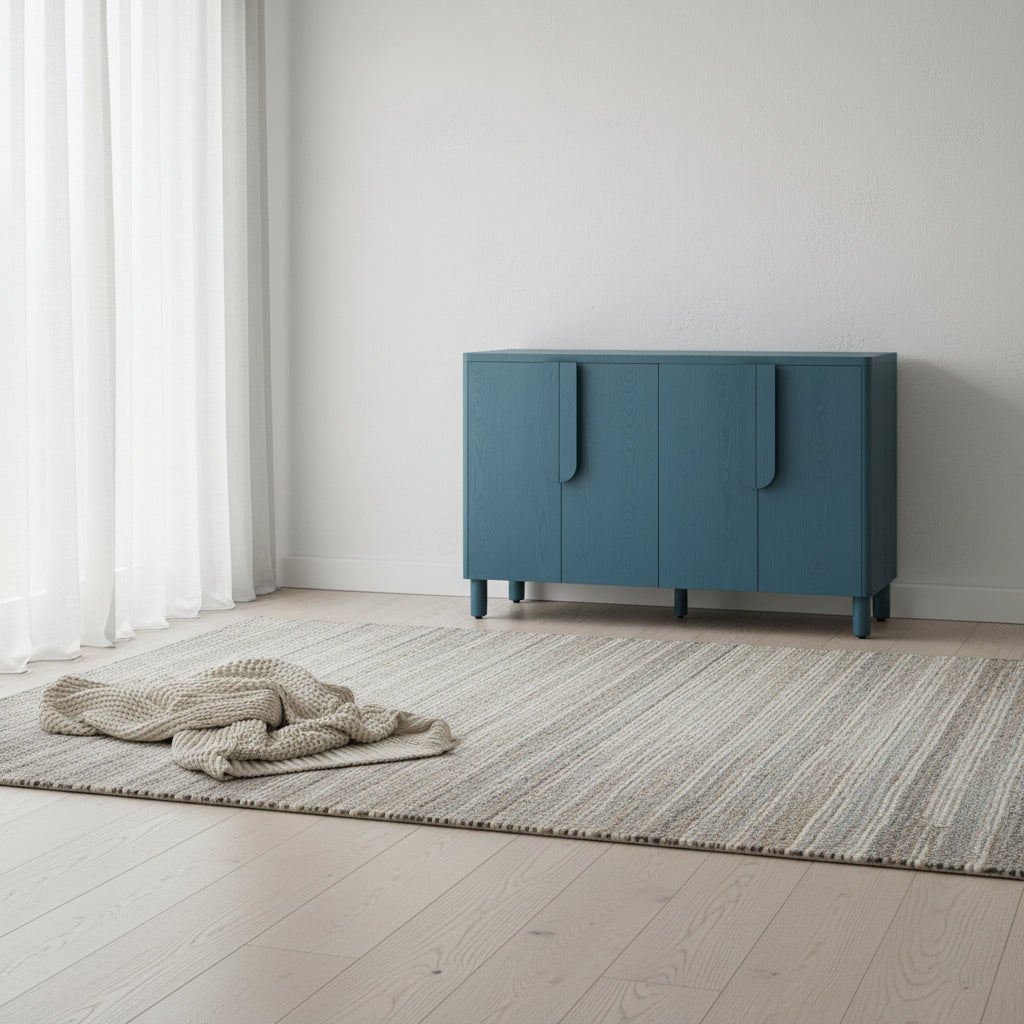 Buffet 4 portes avec rangement, buffet en bois avec poignées incurvées uniques et étagères réglables pour salle à manger
