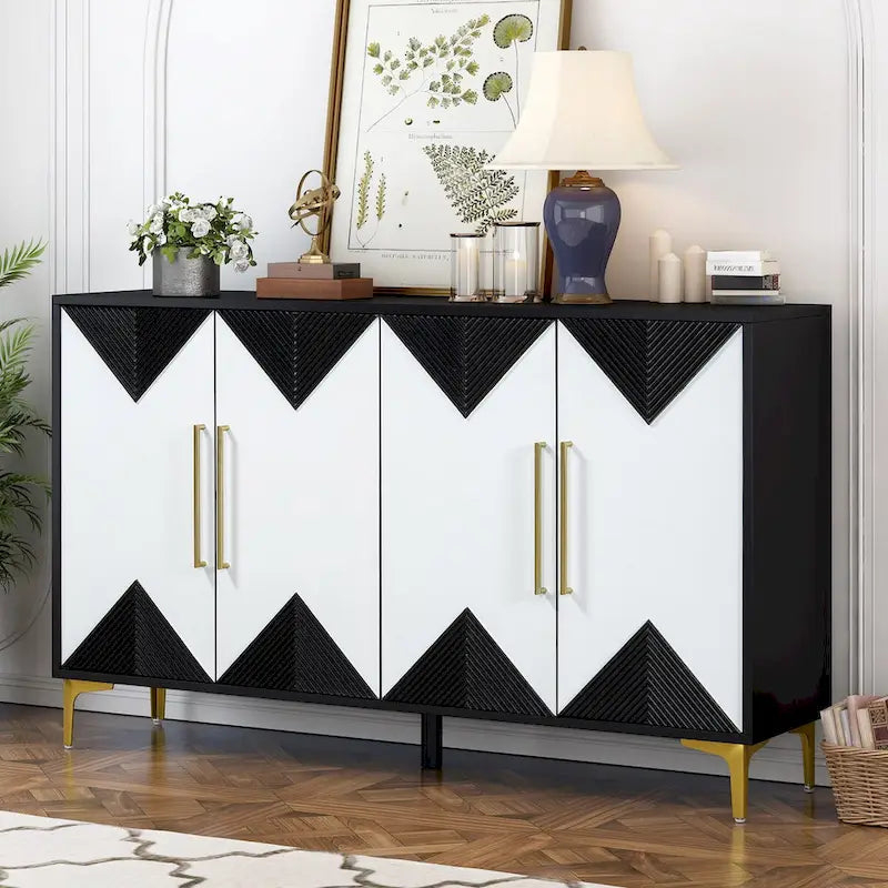 Caractéristiques uniques d'un meuble à quatre portes avec des portes à motif triangulaire bicolore, idéal pour une entrée